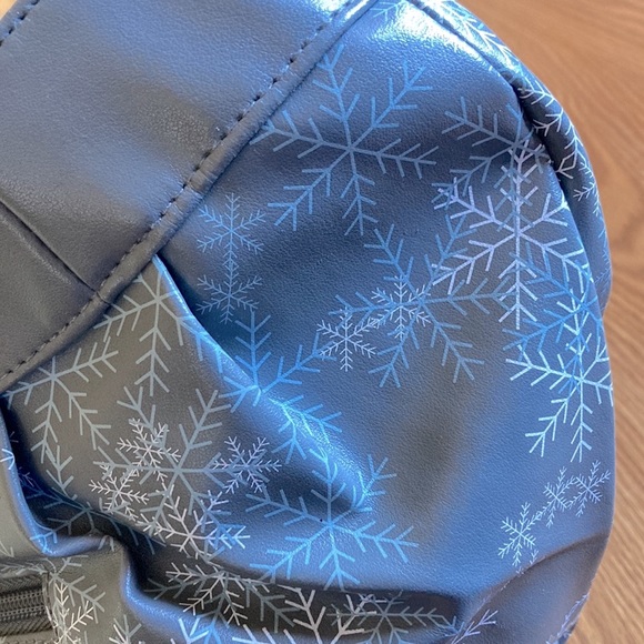 Miche SNOWFLAKE Demi Interchangeable Purse Cover - Picture 8 of 8